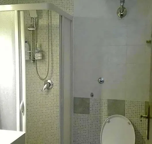 Elion Bed & Breakfast 4*